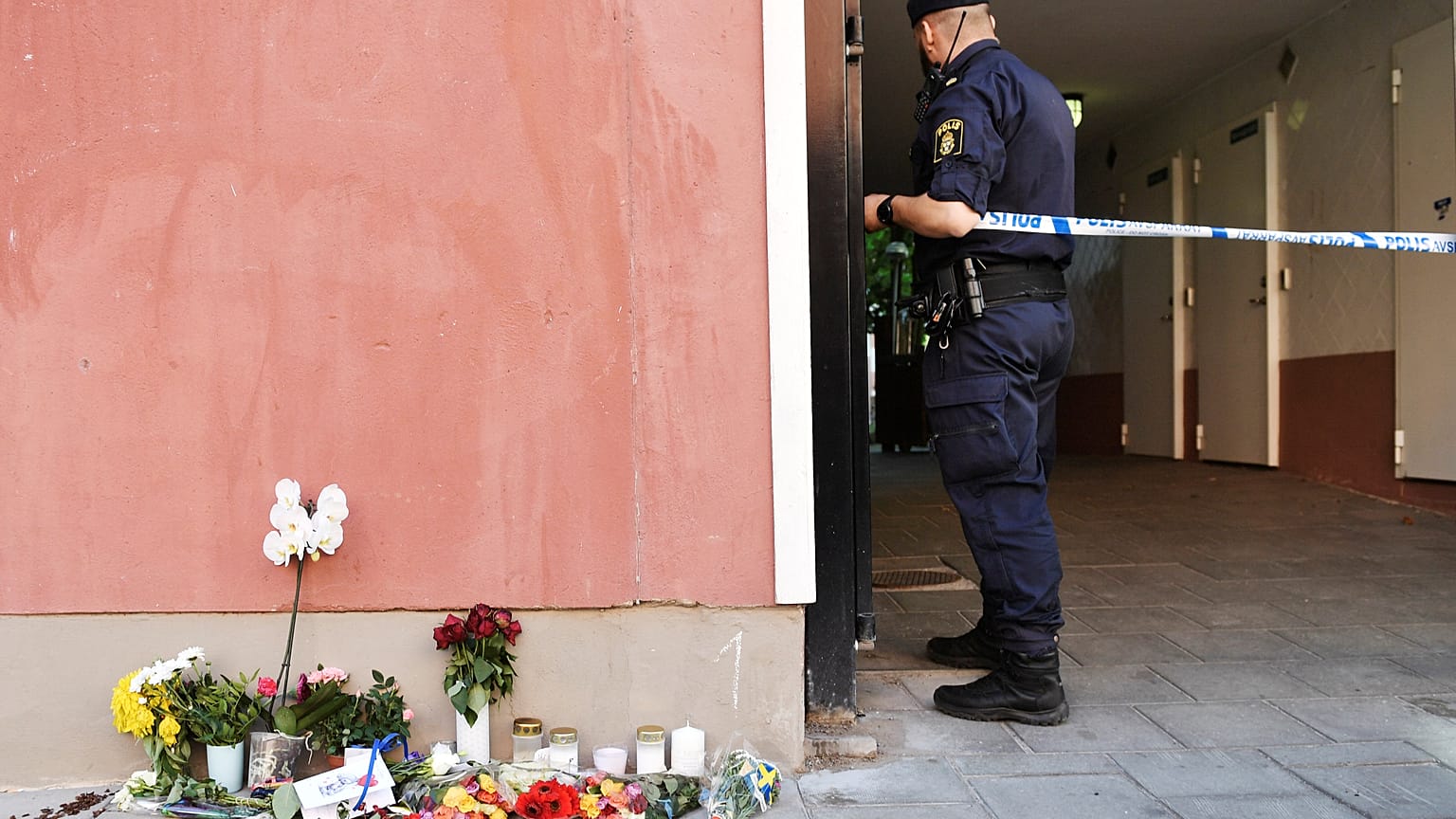 Investigators probe police shooting of  ‘disabled man with toy gun’