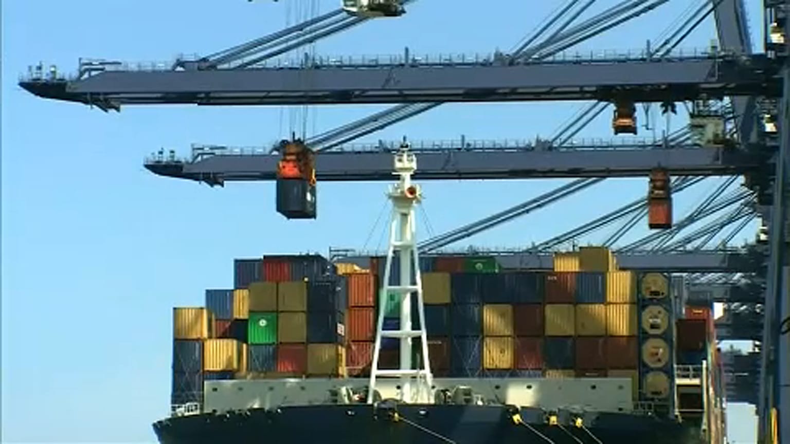 China says it's ready for protracted trade war with US