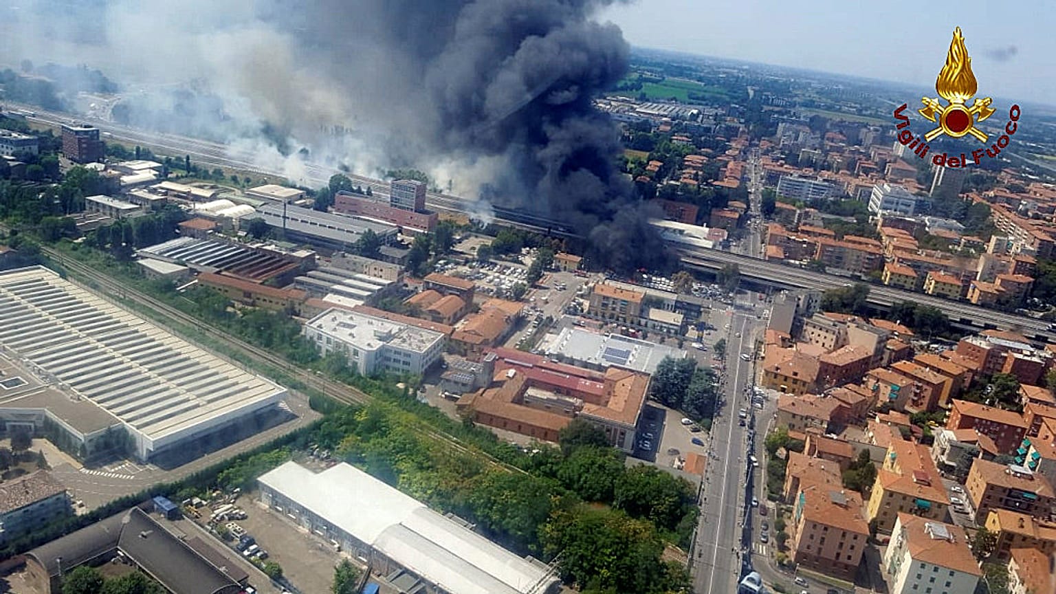 Мощный взрыв в Болонье