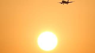 Eine Passagiermaschine in Malaga