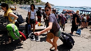 Indonésie : des touristes du paradis à l'enfer
