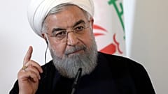 Neue Sanktionen: Iran will am Abkommen festhalten