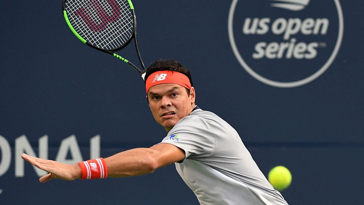 Milos Raonic marque son territoire