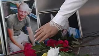 Végső búcsút vettek a meggyilkolt orosz újságíróktól