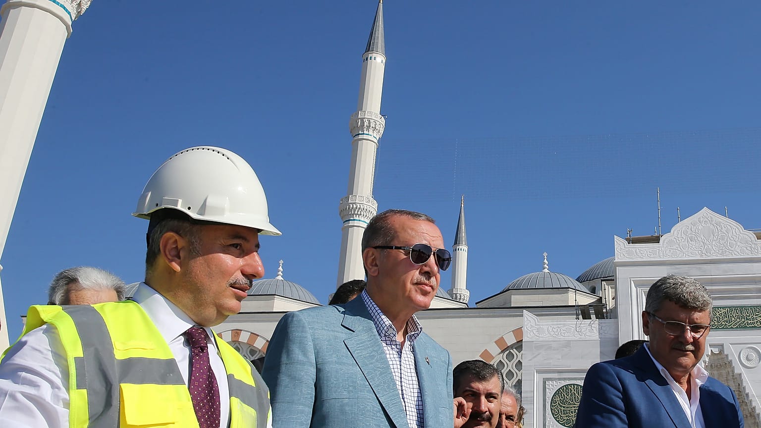 Erdoğan, yapımına devam eden Çamlıca Camii'ni 5 Ağustos'ta gezdi.