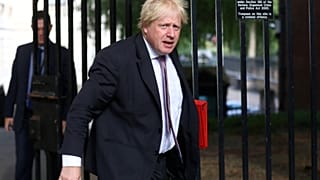 Boris Johnson peçeyle ilgili saldırgan sözleri nedeniyle özür dilemiyor 