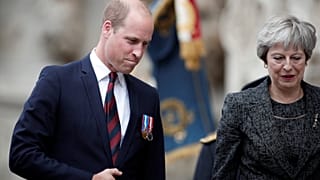 Theresa May et le prince William célèbrent le centenaire de la bataille d'Amiens