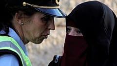 "Dänemark macht sich lächerlich": Millionär aus Algerien übernimmt Burka-Bußgelder