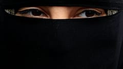 Le Danemark interdit la burqa : "Je paierai toutes les amendes"