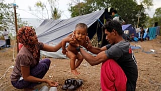 Un nuevo terremoto sacude la maltrecha isla de Lombok en Indonesia