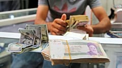 بی‌قیمتی دلار؛ نوسان‌گیری بانک‌مرکزی یا ناکارآمدی بازار ثانویه؟  