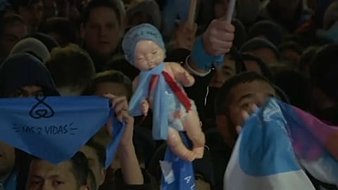 Аргентина: победили противники легализации абортов