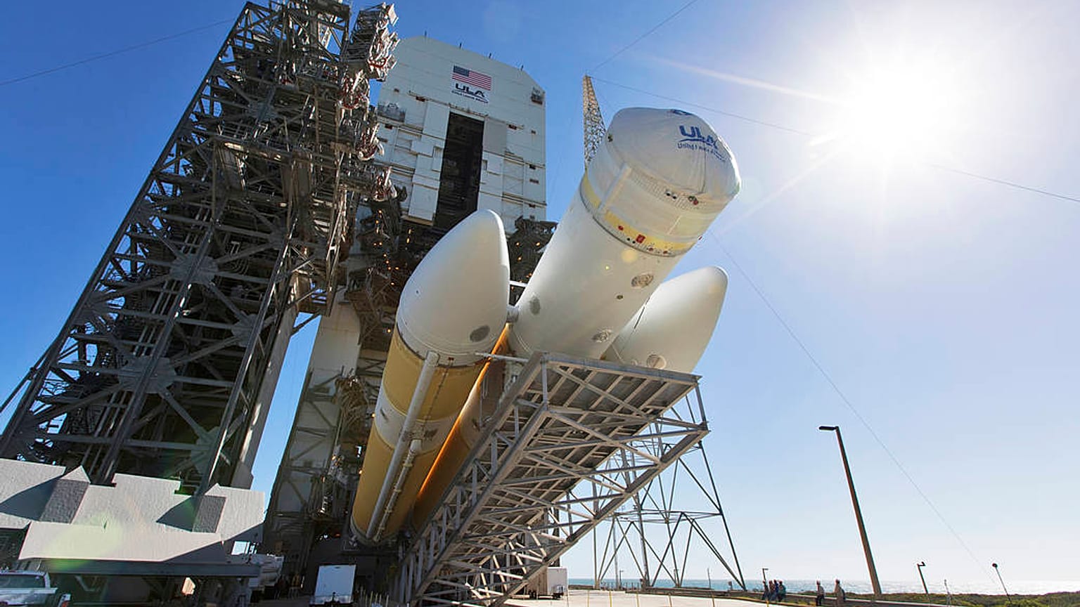 ESA e NASA lanciano sonde verso il Sole