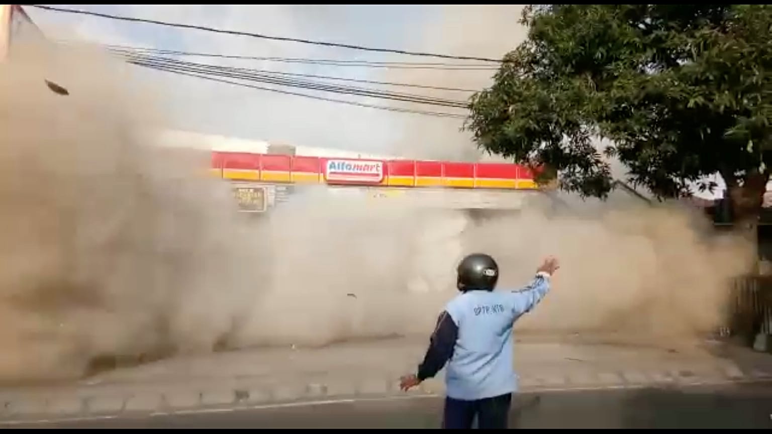 Indonesia, il triste balletto sul numero delle vittime