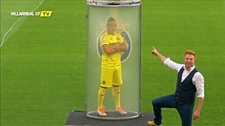 Santi Cazorla réapparaît comme par magie
