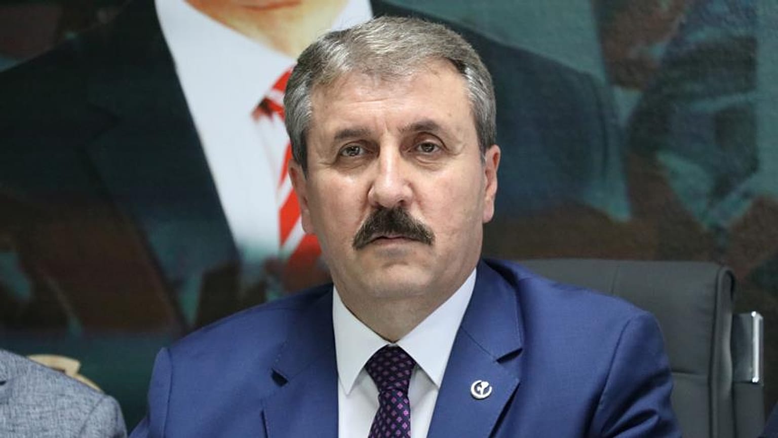 Destici: Doların yükselmesine sevinenlerle hesaplaşma zamanı geldi