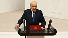 Bahçeli: Bir papaz bahane edilerek terör estiriliyor
