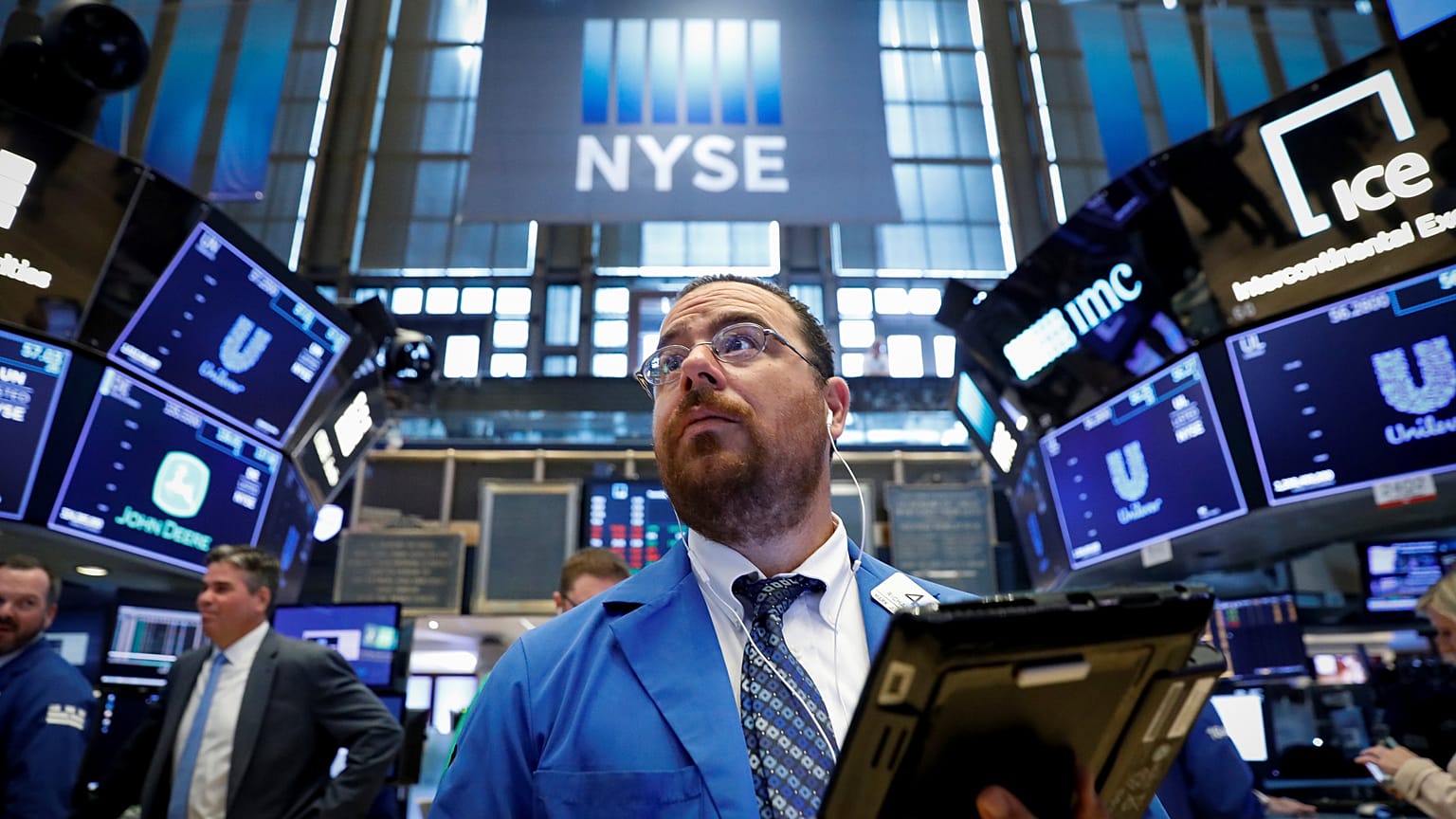 Ein Trader an der New York Stock Exchange