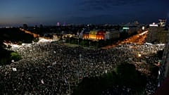 In pictures: Romania's anti-government protest in Bucharest