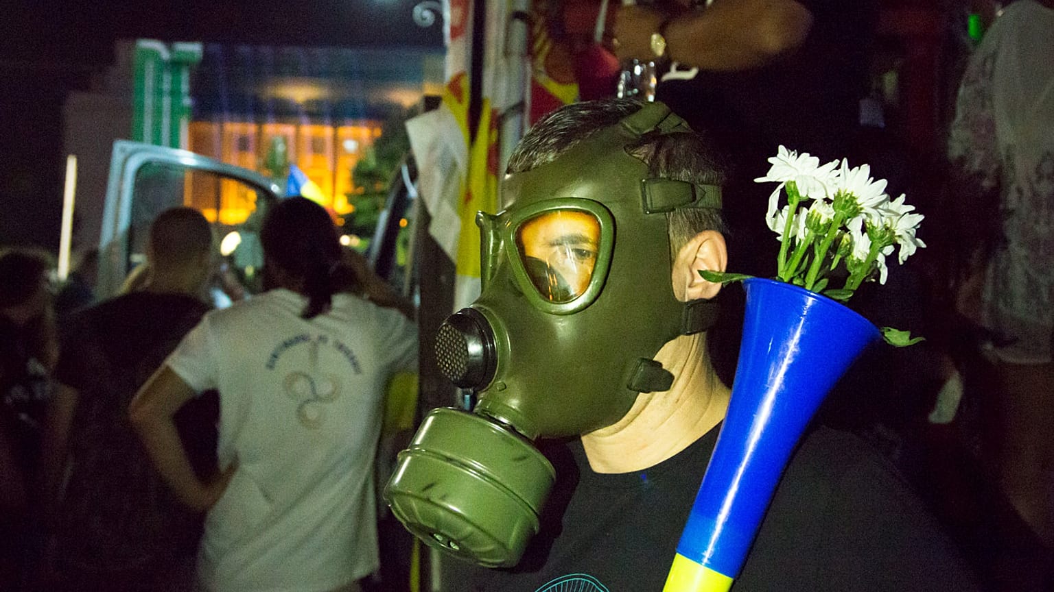 Second night of anti-government demonstrations in Bucharest