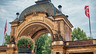 Eingang des Kopenhagener Freizeitparks Tivoli