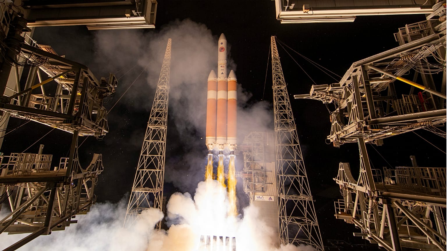 NASA'nın aracı 'güneşe dokunmak' için yola çıktı