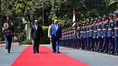 السيسي ونظيره اليمني يبحثان حماية الملاحة البحرية في البحر الأحمر