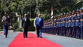 السيسي ونظيره اليمني يبحثان حماية الملاحة البحرية في البحر الأحمر