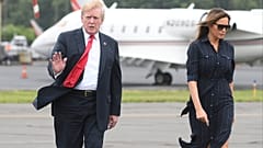 "Melania Trump eşinden boşanmak için gün sayıyor"
