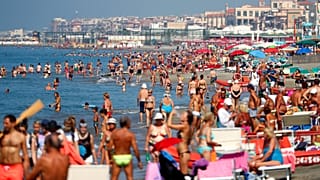 Ιταλία - Τουρισμός: Στα ύψη η φοροδιαφυγή