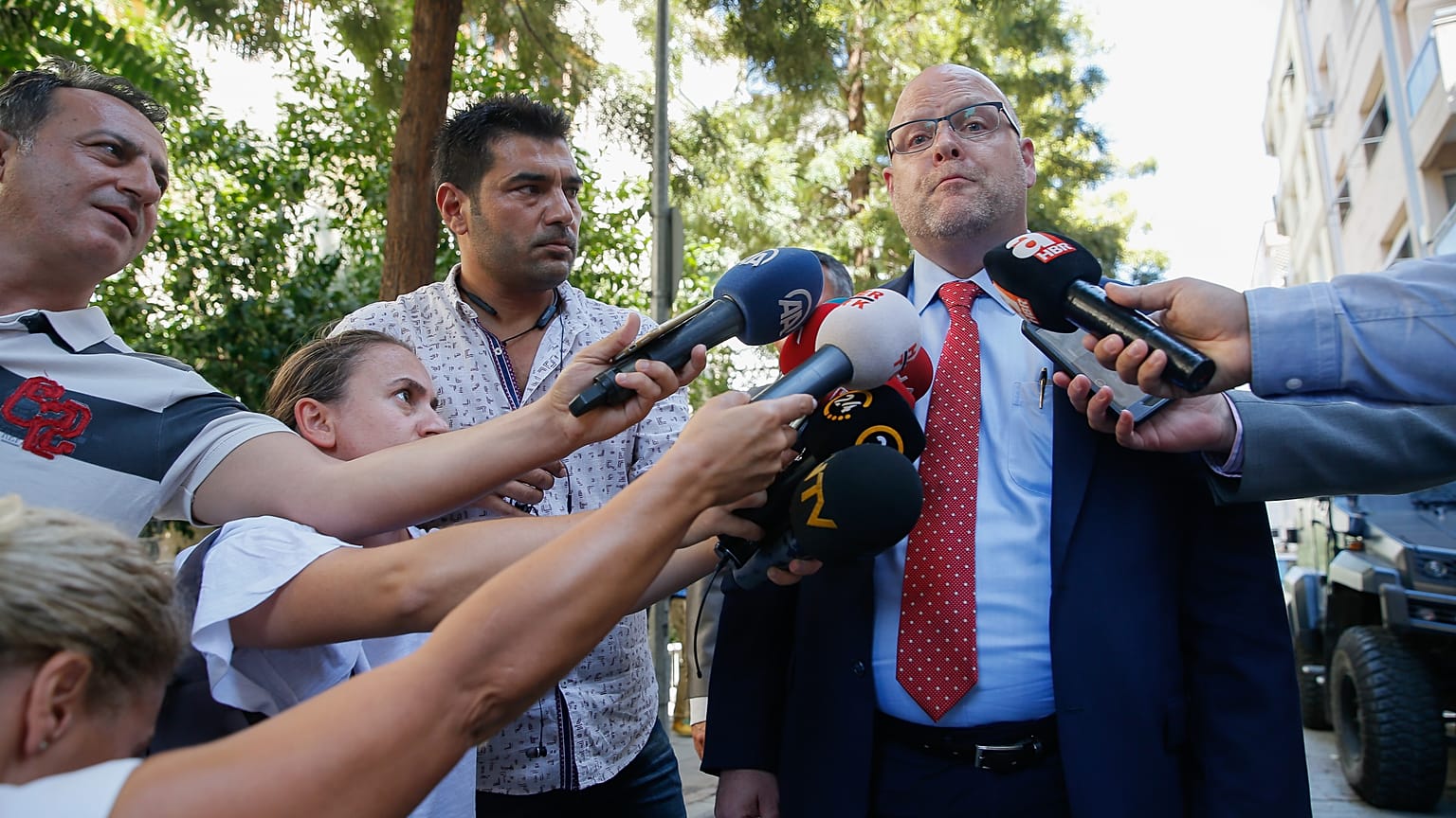 Brunson krizinde son durum: Beyaz Saray'da görüşme, ev ziyareti, mahkeme kararına ikinci itiraz