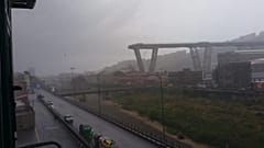 Leszakadt egy viadukt Olaszországban