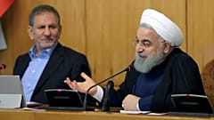 روحانی: گفتم قیمت ارز را پائین بیاورید تا مردم خرید کنند