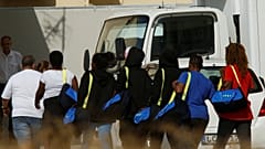 Desembarcan en Malta los 141 rescatados del Aquarius
