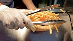 Nicht nur Döner: Wiener stimmen für totales Essensverbot in U-Bahn