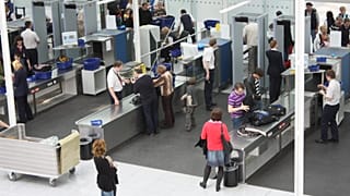 A new system using wifi culd be used to detect weapons in backpacks.