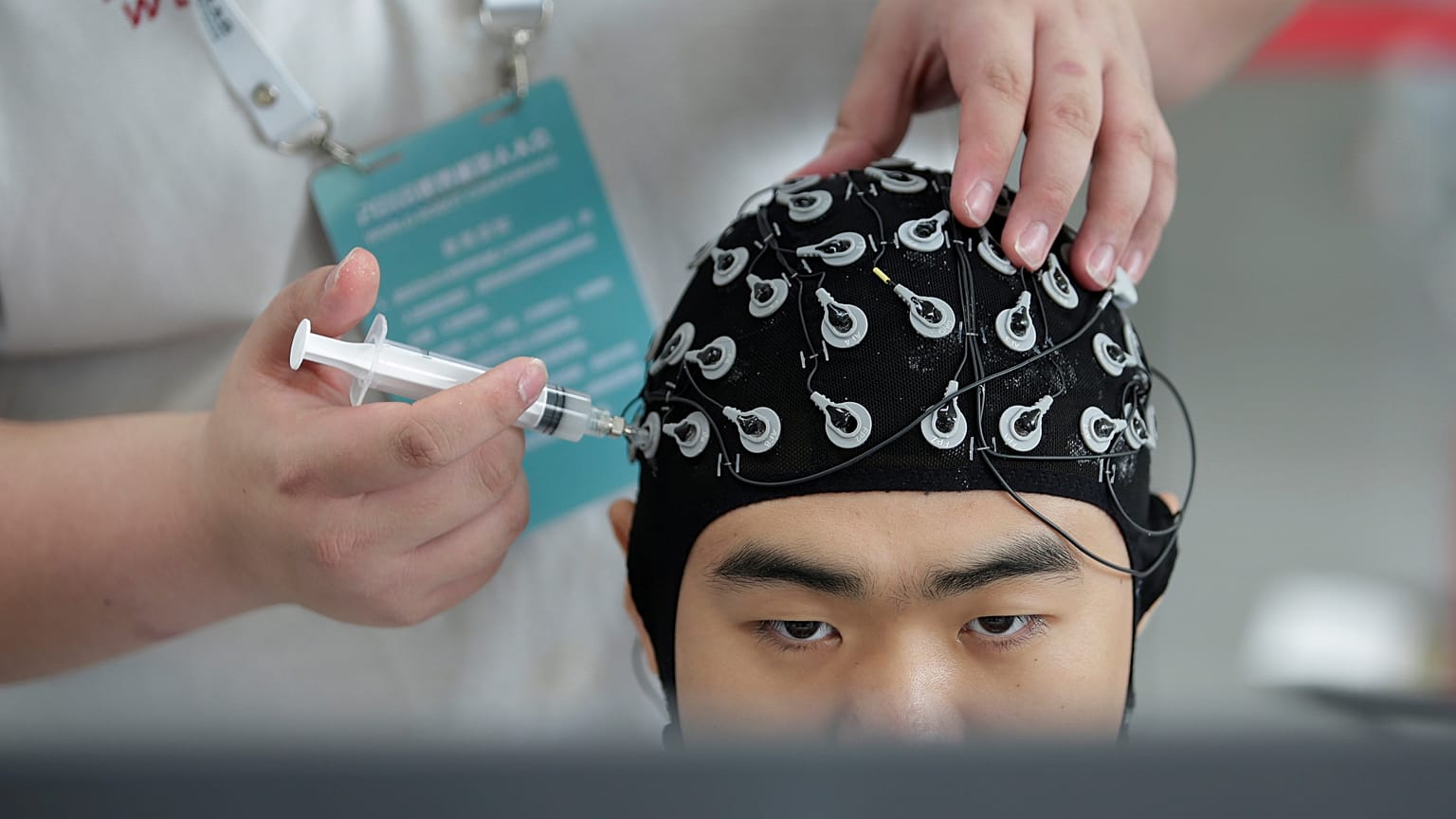 شاهد: أجهزة استشعار تشعر بك قبل أن تتحدث وتلبي طلباتك