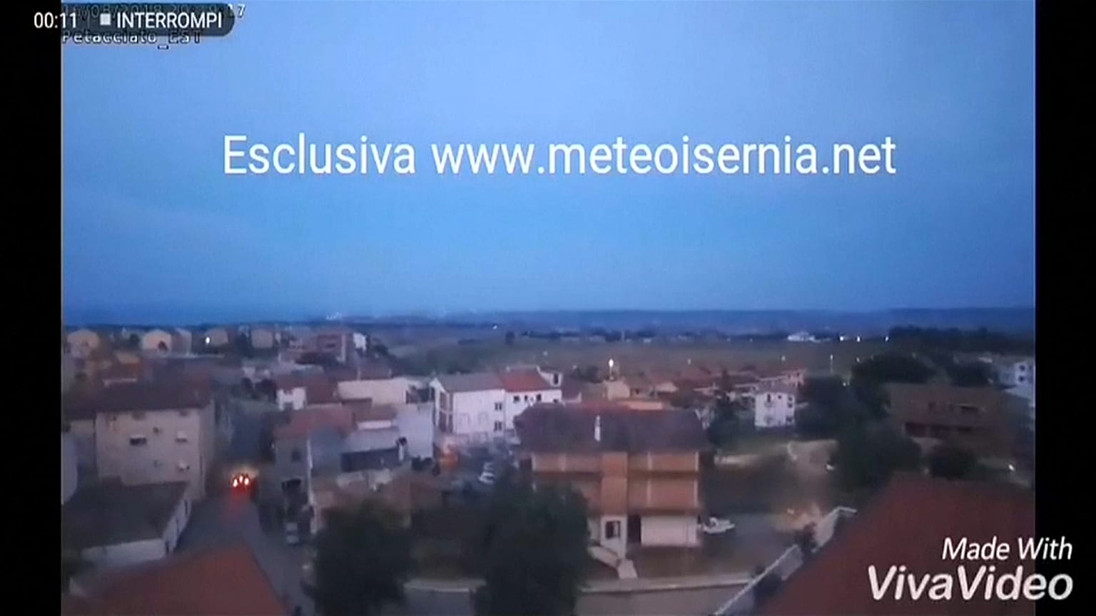 Италию трясет