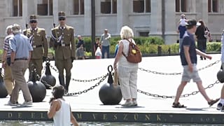 Abschaffung der Geschlechterforschung - "Christliche Grundwerte in Gefahr"