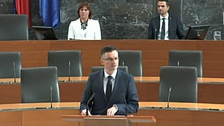 Parlamento esloveno escolhe novo primeiro-ministro