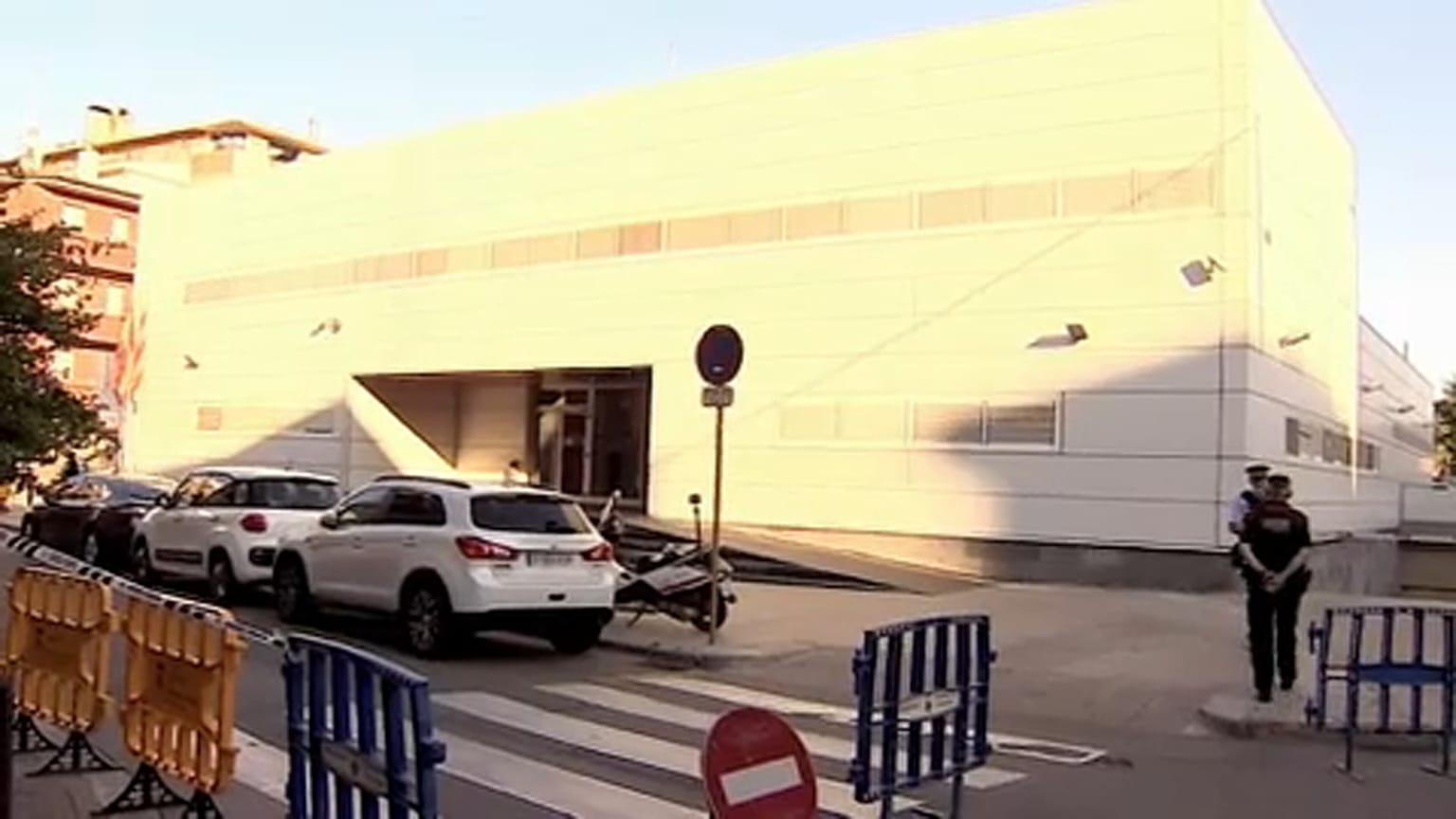Βαρκελώνη: Απόπειρα επίθεσης σε αστυνομικό τμήμα