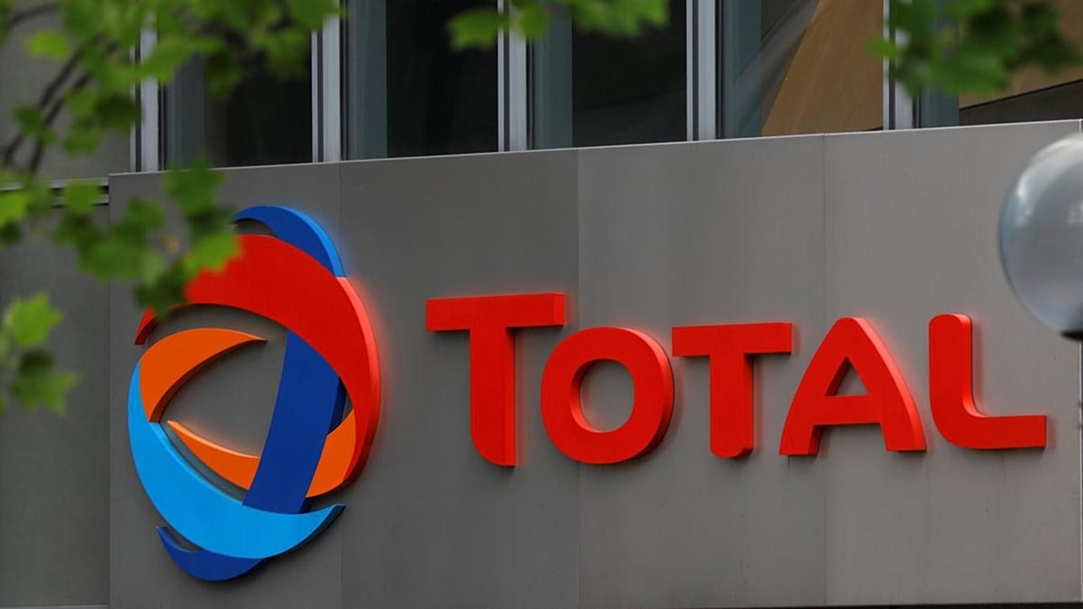 ABD'nin Tahran'a yönelik yaptırımları: TOTAL İran pazarından ayrılıyor