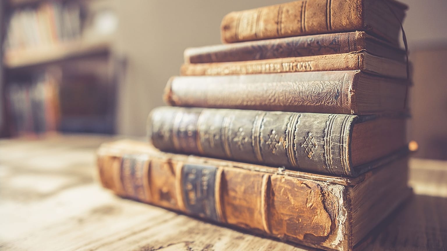 كتاب يعود إلى مكتبة إيرلندية بعد 53 عاماً من اقتراضه!