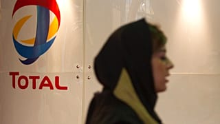 Total zieht sich offiziell aus dem Iran zurück