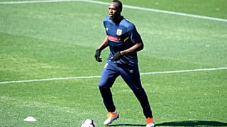 Bolt nimmt Training bei Central Coast Mariners auf