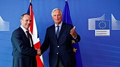 Dominic Raab et Michel Barnier
