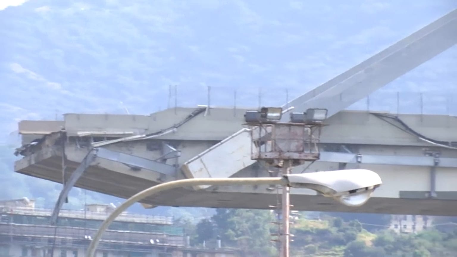 Genova, 500 milioni di aiuti pronti da Autostrade italiane