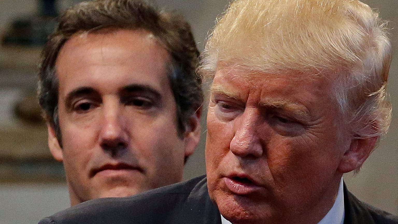 Eski avukatı federal savcılıkla anlaşan Trump'ı zor günler bekliyor.