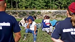 "Macaristan sığınma başvurusu yapanlara yemek vermiyor"