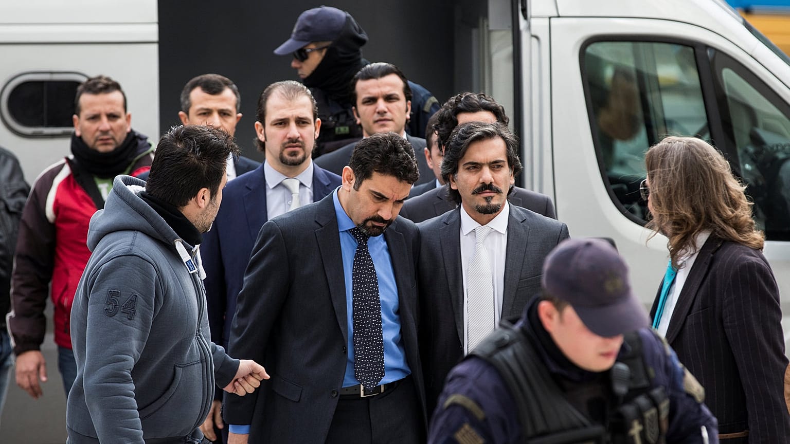 Yunanistan 8 Türk askerine iltica hakkı tanıdı